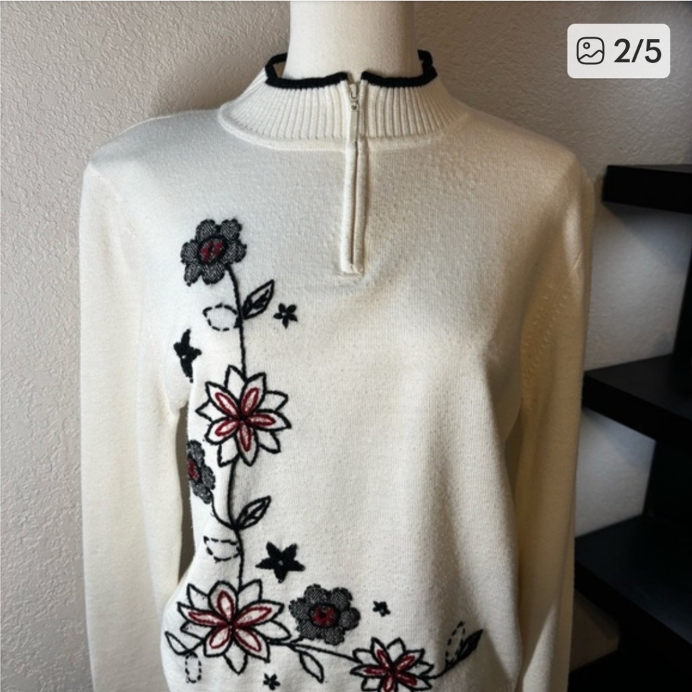 Vintage Cream Floral Half-Zip Sweater with Embroidery
